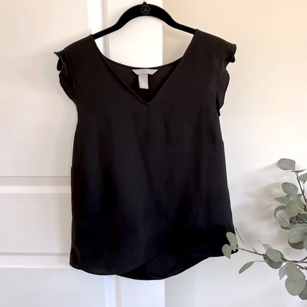 H&M Black Vneck Blouse